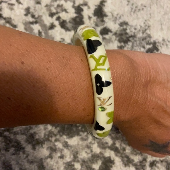 VIP bangle - Picture 1 of 3